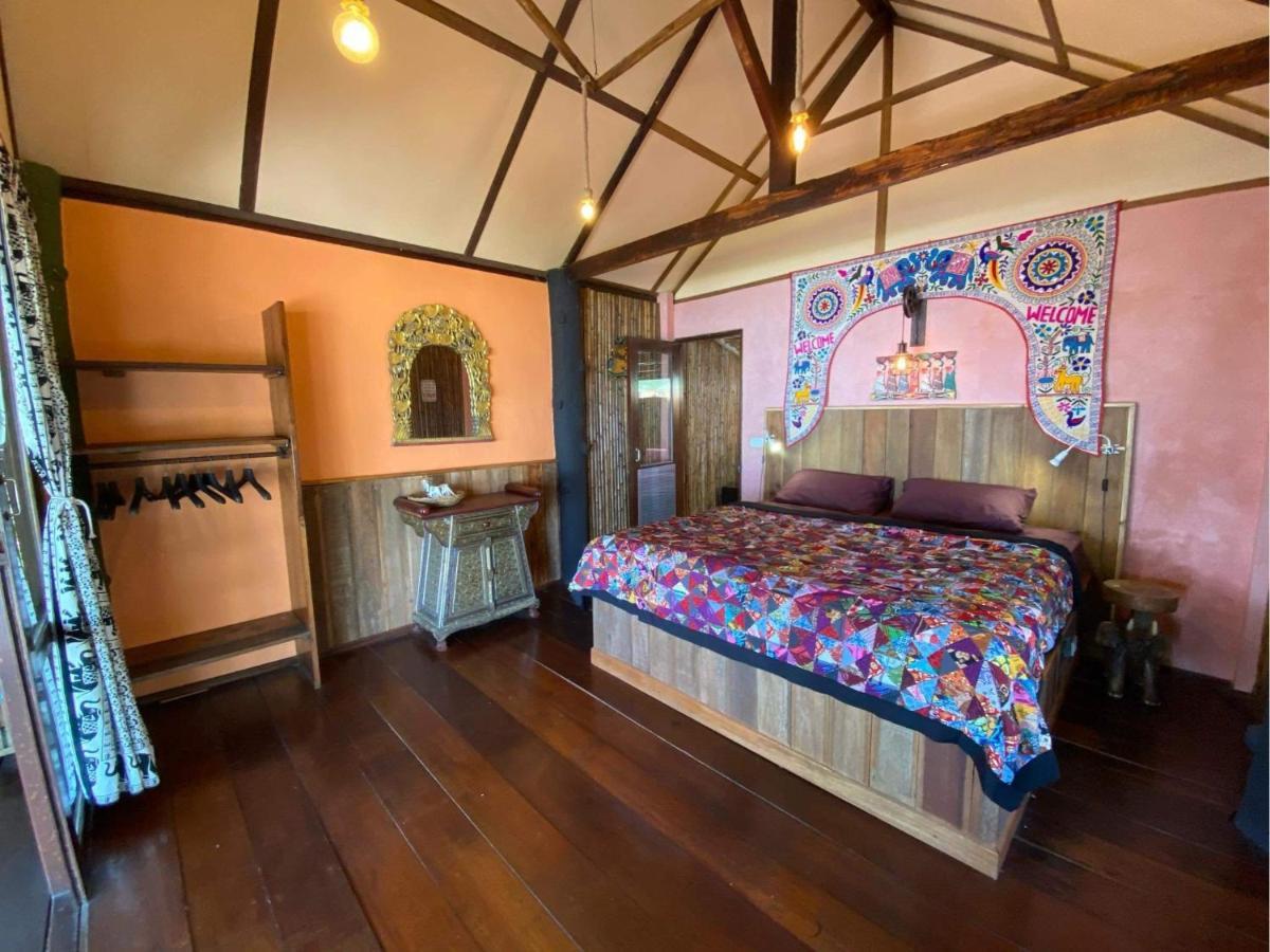 Pp Land Beach Eco Resort Koh Phayam Exteriör bild
