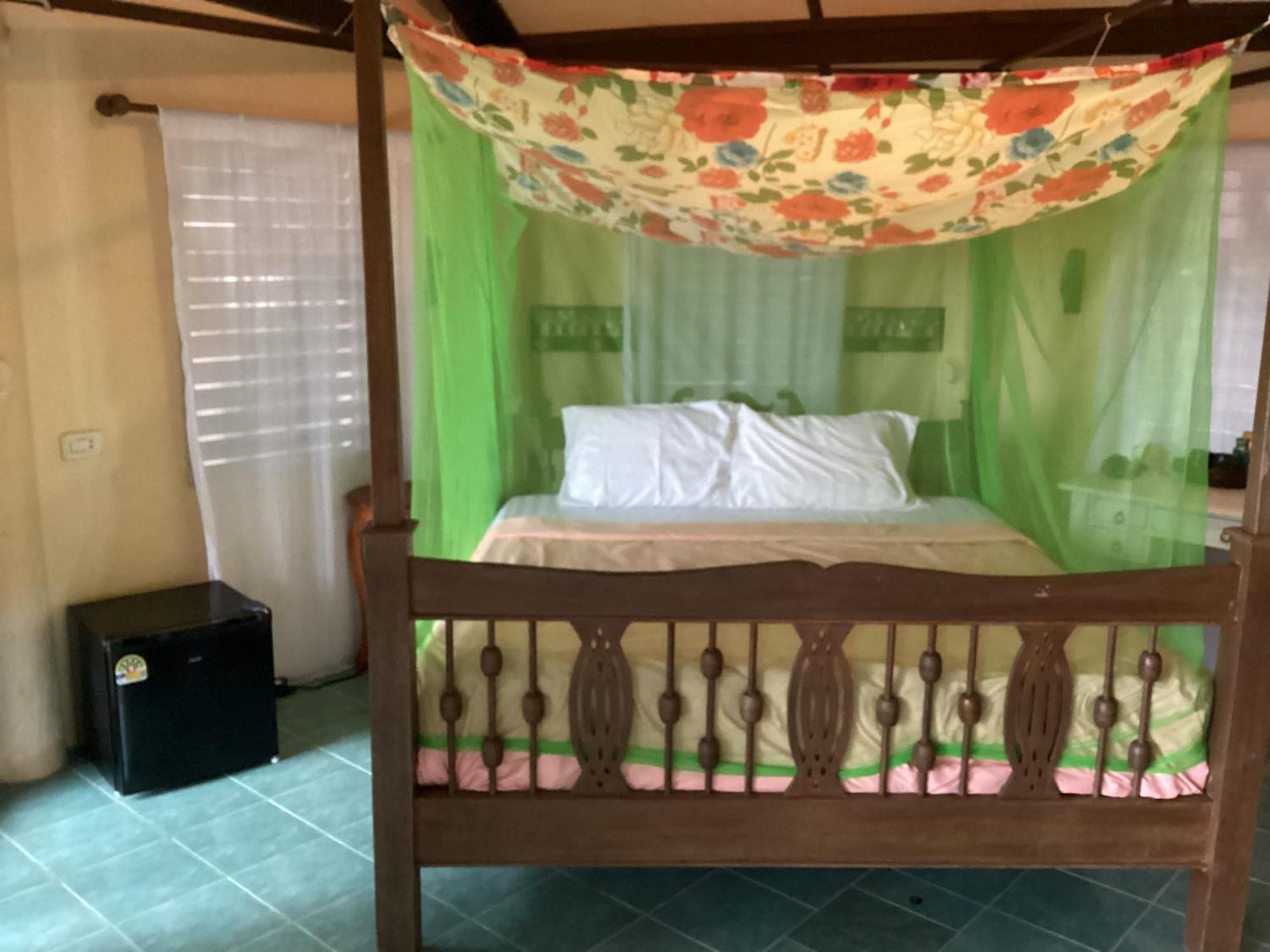 Pp Land Beach Eco Resort Koh Phayam Exteriör bild