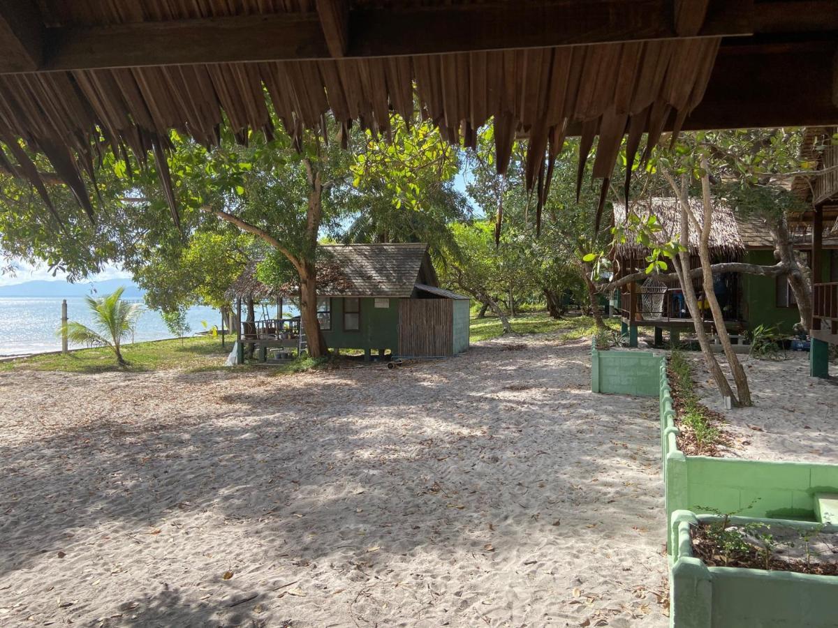 Pp Land Beach Eco Resort Koh Phayam Exteriör bild